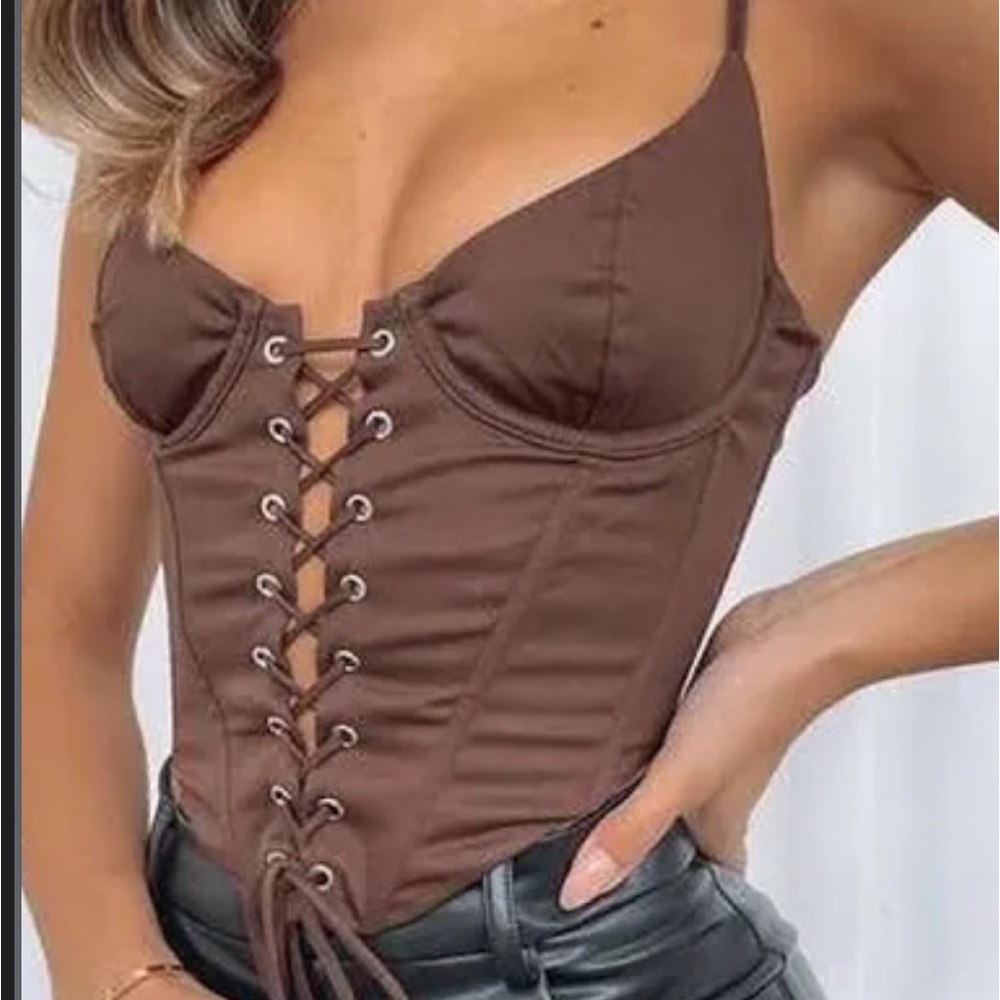 Brown Corset lace up top, zipper back. White fox SMALL